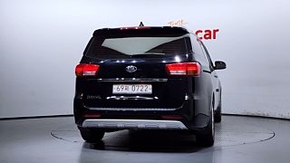 KIA CARNIVAL 2016