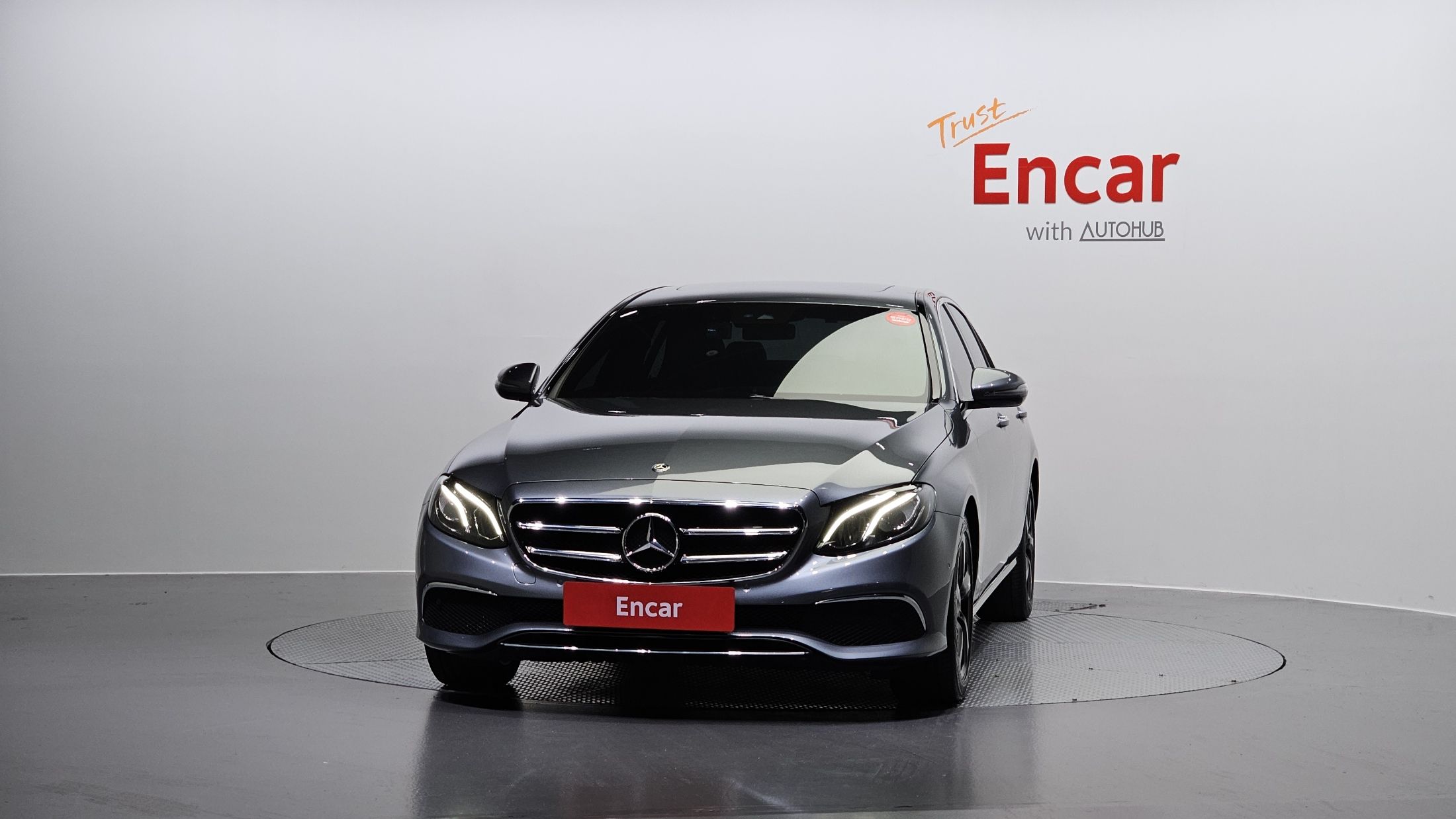 MERCEDES BENZ E-CLASS W213 2020