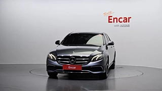 MERCEDES BENZ E-CLASS W213 2020