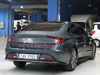 HYUNDAI SONATA DN8 2019