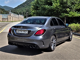 MERCEDES BENZ C-CLASS W205 2019