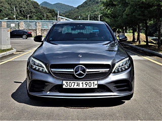 MERCEDES BENZ C-CLASS W205 2019