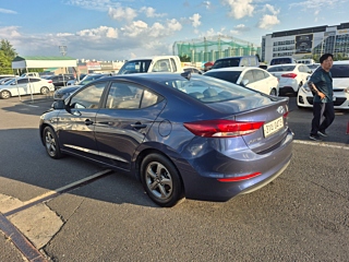 HYUNDAI AVANTE AD 2016