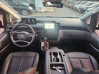 HYUNDAI STARIA 2023