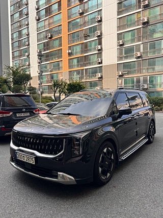 KIA CARNIVAL 2023