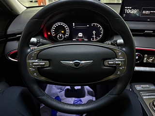 GENESIS GV70 2021