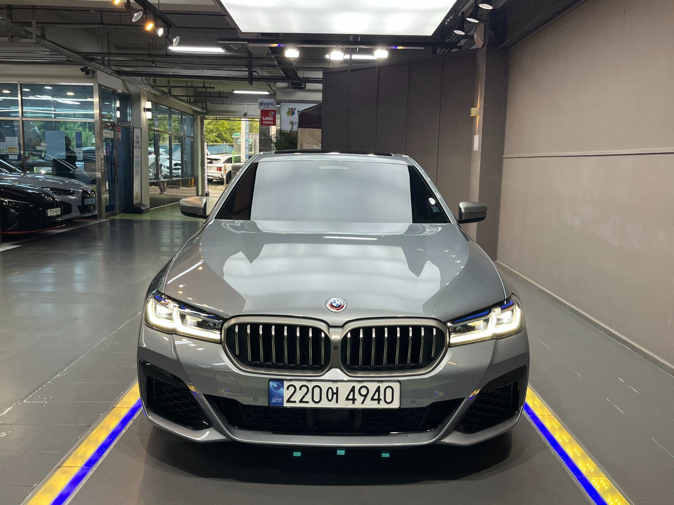 BMW 5-SERIES G30 2022