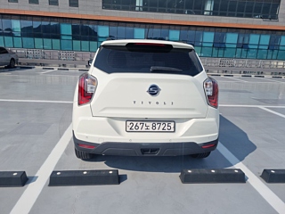 SSANGYONG TIVOLI VERY NEW 2021