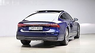 AUDI A7 4K 2020
