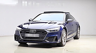 AUDI A7 4K 2020