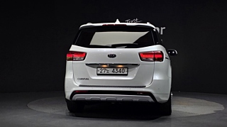 KIA CARNIVAL 2017