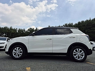 SSANGYONG TIVOLI VERY NEW 2020