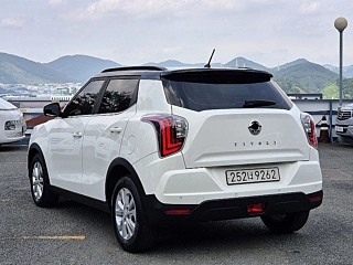 SSANGYONG TIVOLI VERY NEW 2020