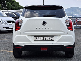 SSANGYONG TIVOLI VERY NEW 2020