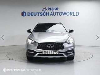 INFINITI QX30 2019