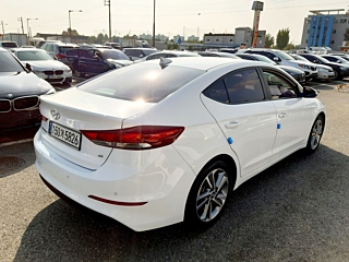 HYUNDAI AVANTE AD 2017