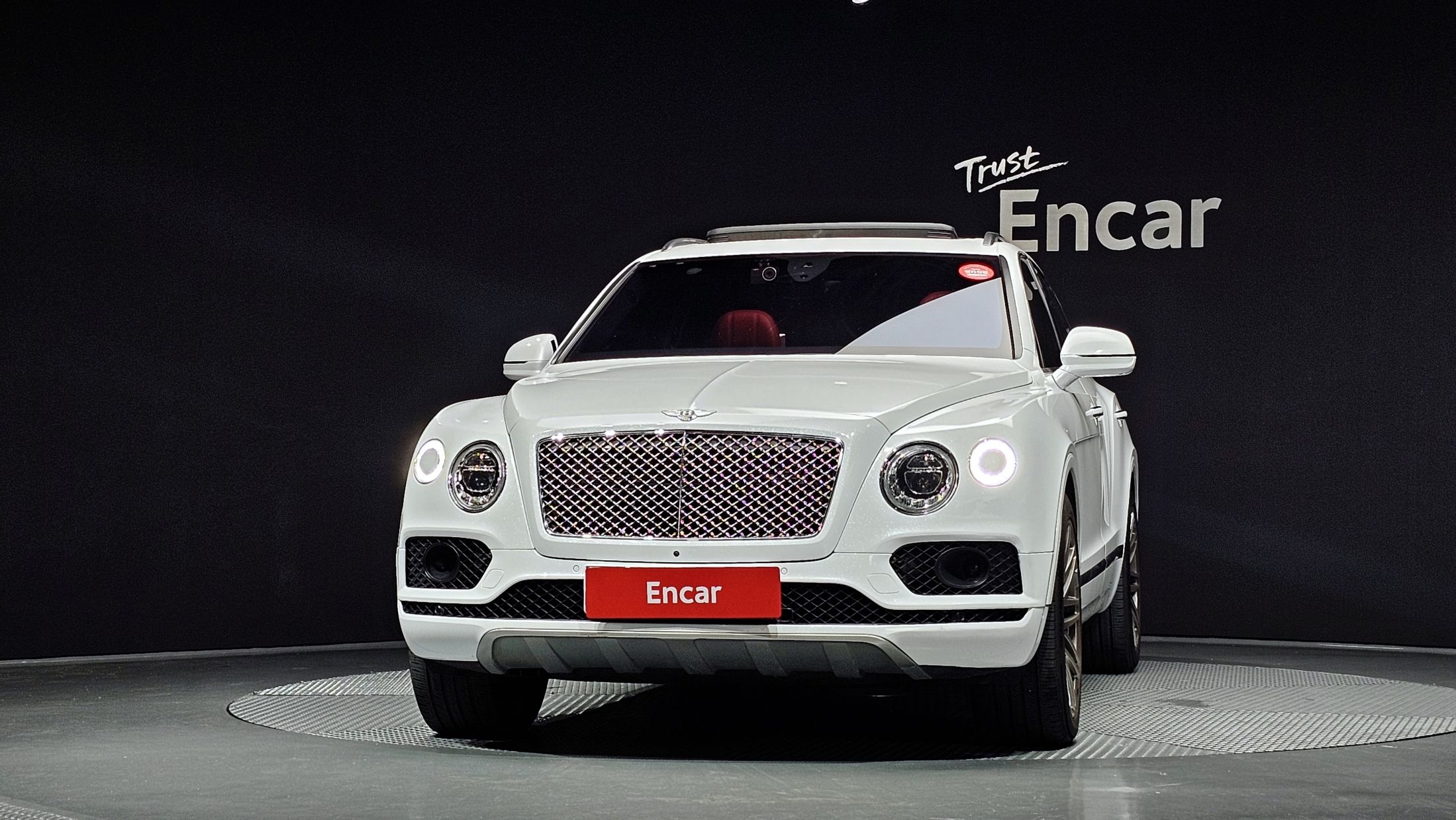 BENTLEY BENTAYGA 2018
