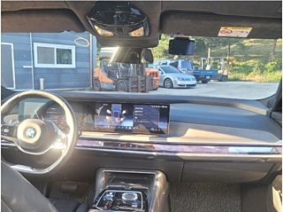 BMW 7-SERIES G70 2023