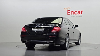 MERCEDES BENZ E-CLASS W213 2019
