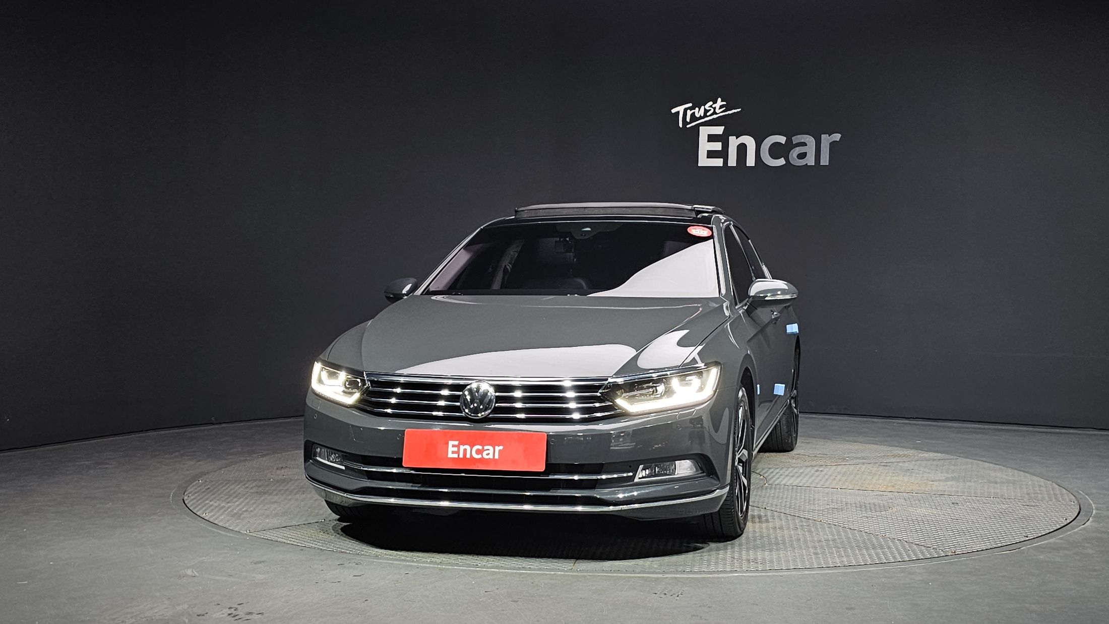 VOLKSWAGEN PASSAT GT B8 2018