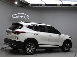 KIA SELTOS 2021