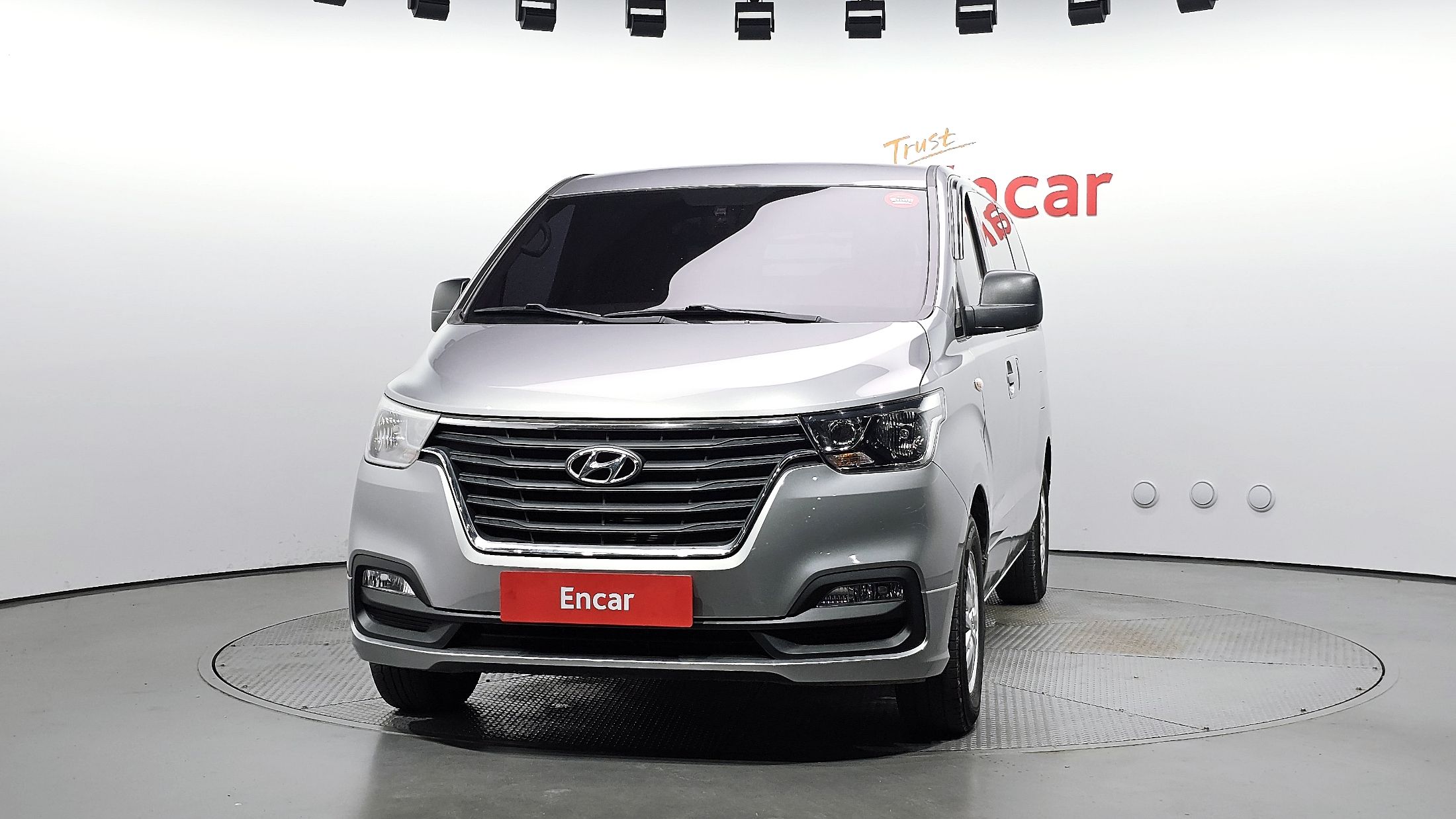 HYUNDAI STAREX GRAND 2018