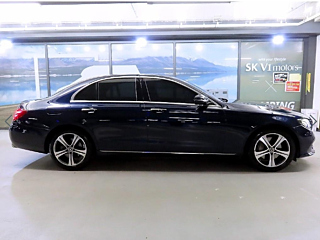 MERCEDES BENZ E-CLASS W213 2019