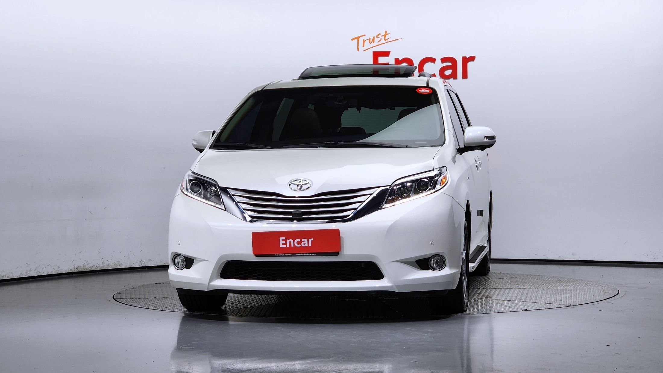 TOYOTA SIENNA 2017