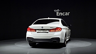 BMW 5-SERIES G30 2018