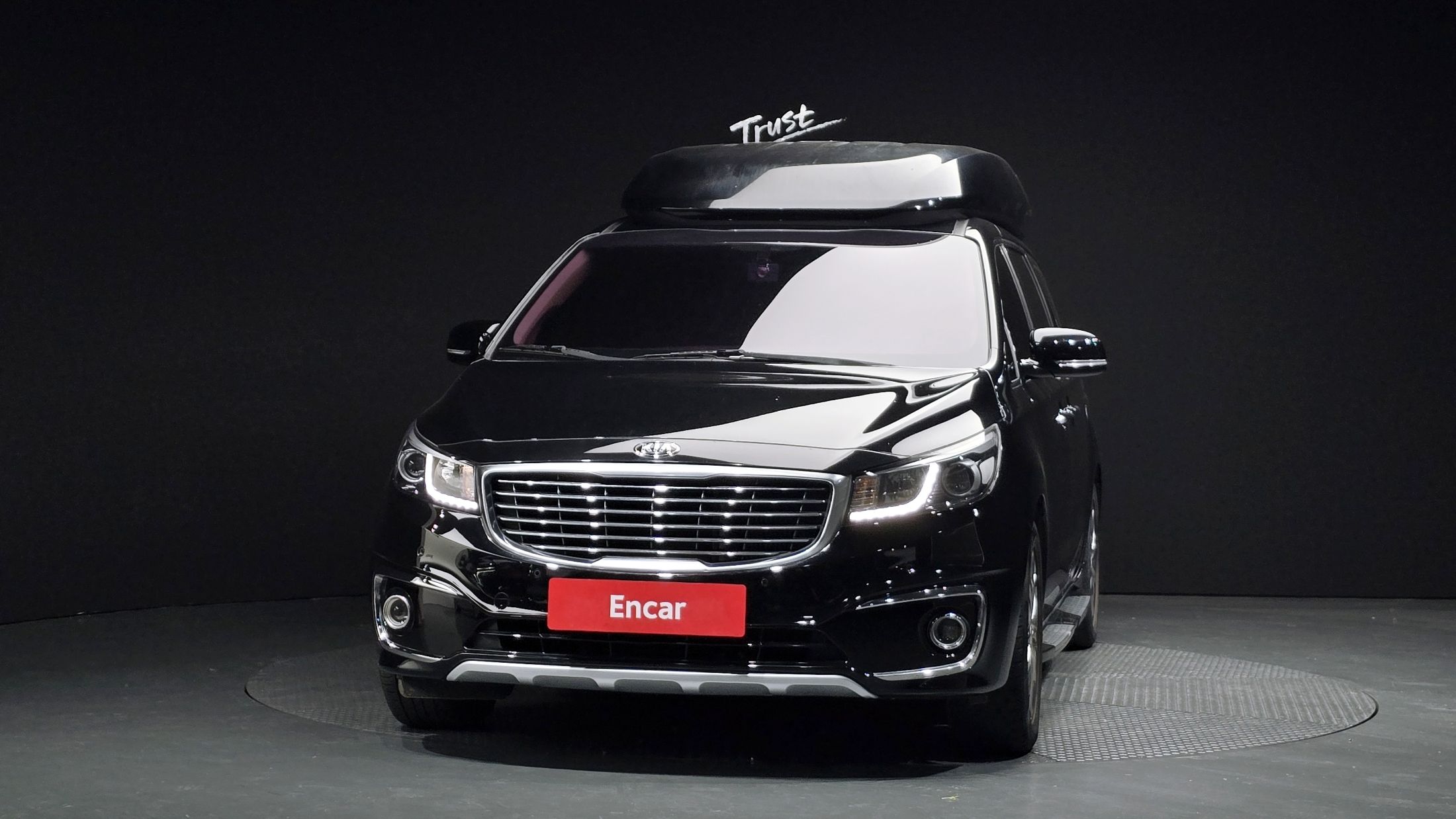 KIA CARNIVAL 2016