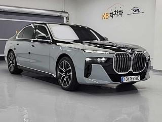 BMW 7-SERIES G70 2025