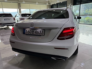 MERCEDES BENZ E-CLASS W213 2020