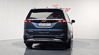 KIA CARNIVAL 2023
