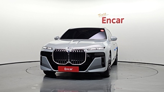 BMW 7-SERIES G70 2024
