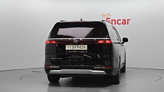 KIA CARNIVAL 2021
