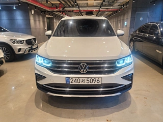 VOLKSWAGEN TIGUAN 2021