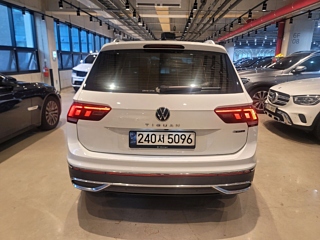 VOLKSWAGEN TIGUAN 2021