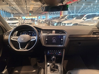 VOLKSWAGEN TIGUAN 2021