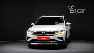 VOLKSWAGEN TIGUAN 2021