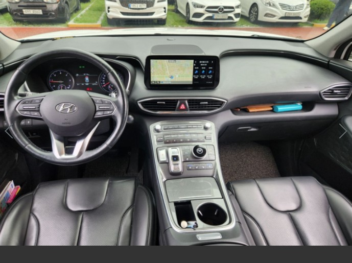 HYUNDAI SANTAFE 2021