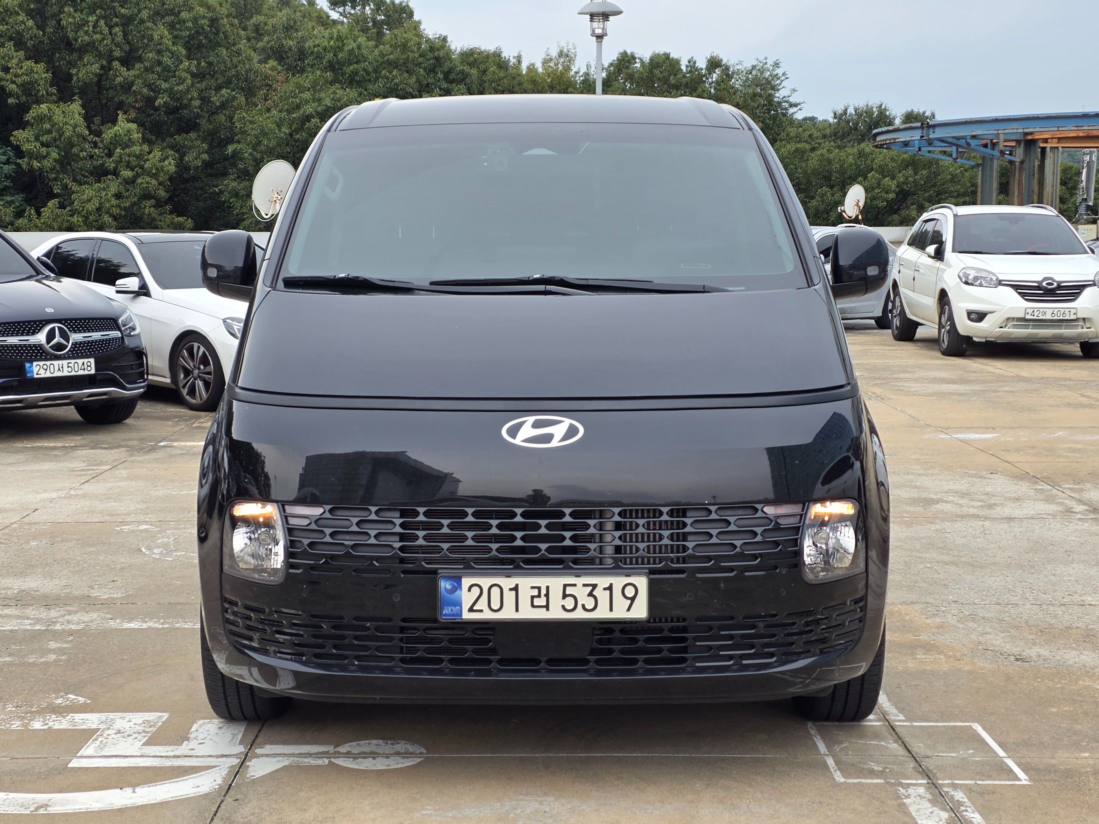 HYUNDAI STARIA 2024