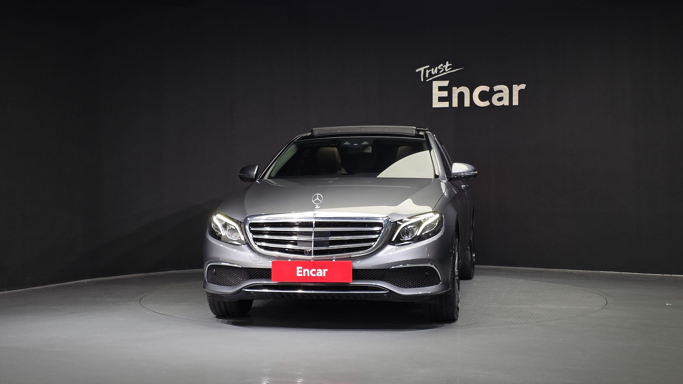 MERCEDES BENZ E-CLASS W213 2020