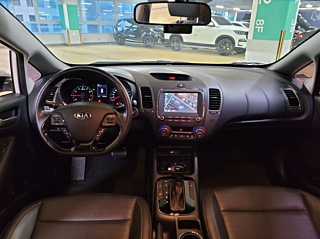 KIA K3 2016
