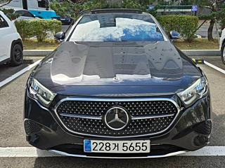 MERCEDES BENZ E-CLASS W214 2024