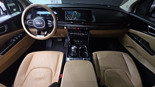 KIA CARNIVAL 2023