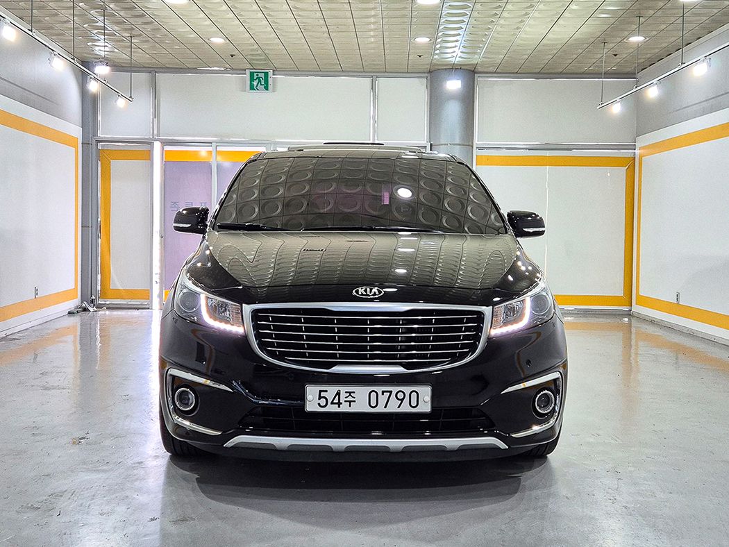 KIA CARNIVAL 2016