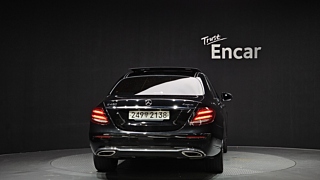 MERCEDES BENZ E-CLASS W213 2020