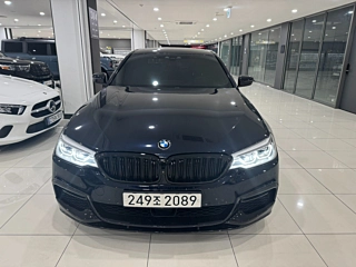 BMW 5-SERIES G30 2020