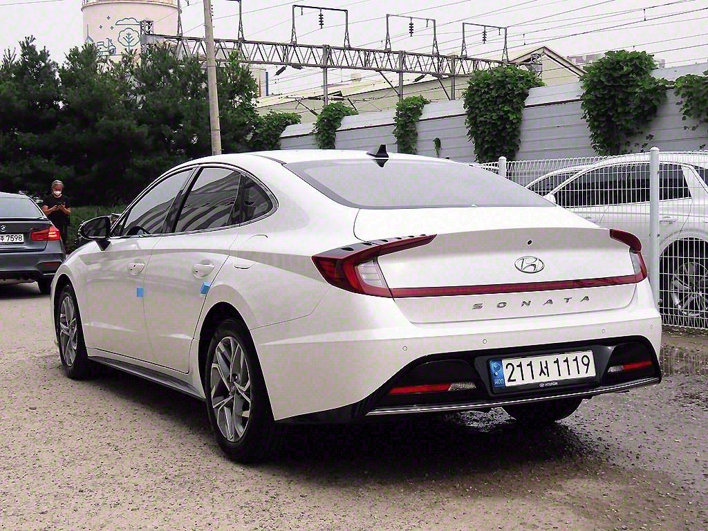 HYUNDAI SONATA DN8 2021