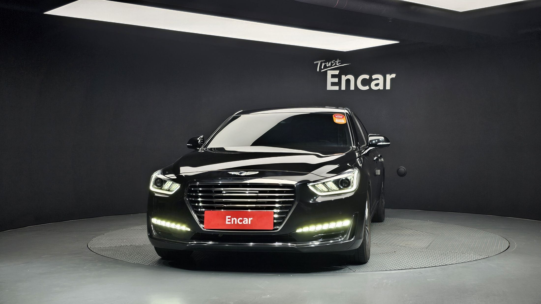 GENESIS EQ900 2018